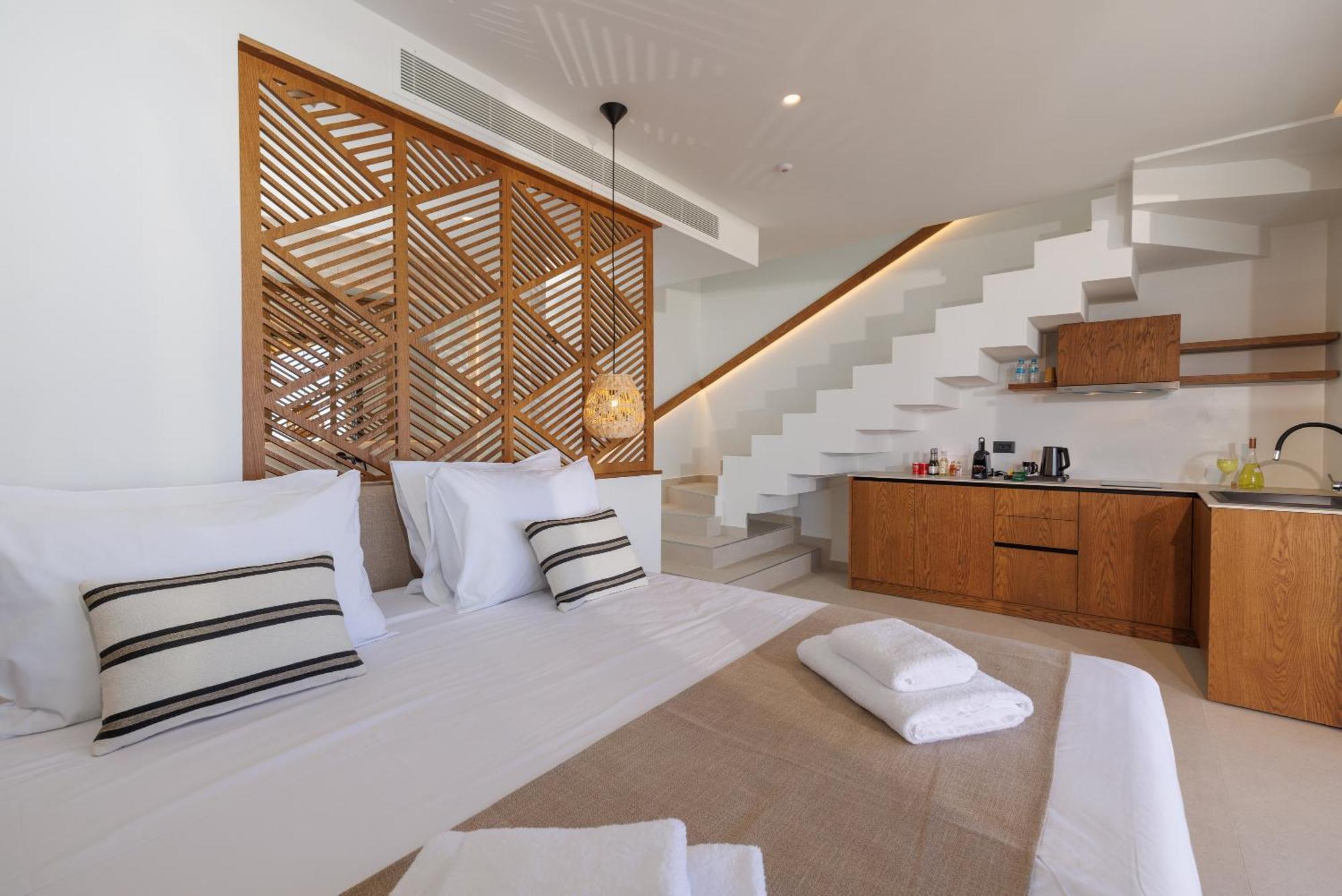 Deos Luxury Suites - Adults Only Hersonissos  Exterior photo
