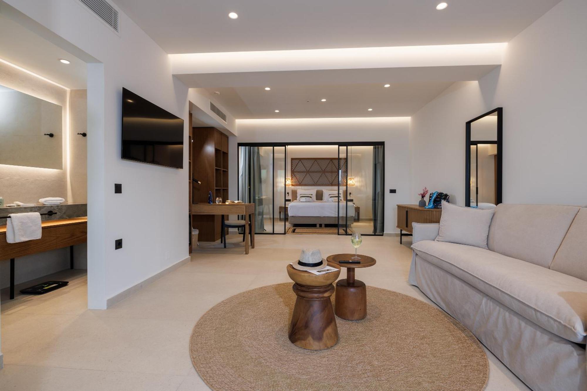 Deos Luxury Suites - Adults Only Hersonissos  Exterior photo