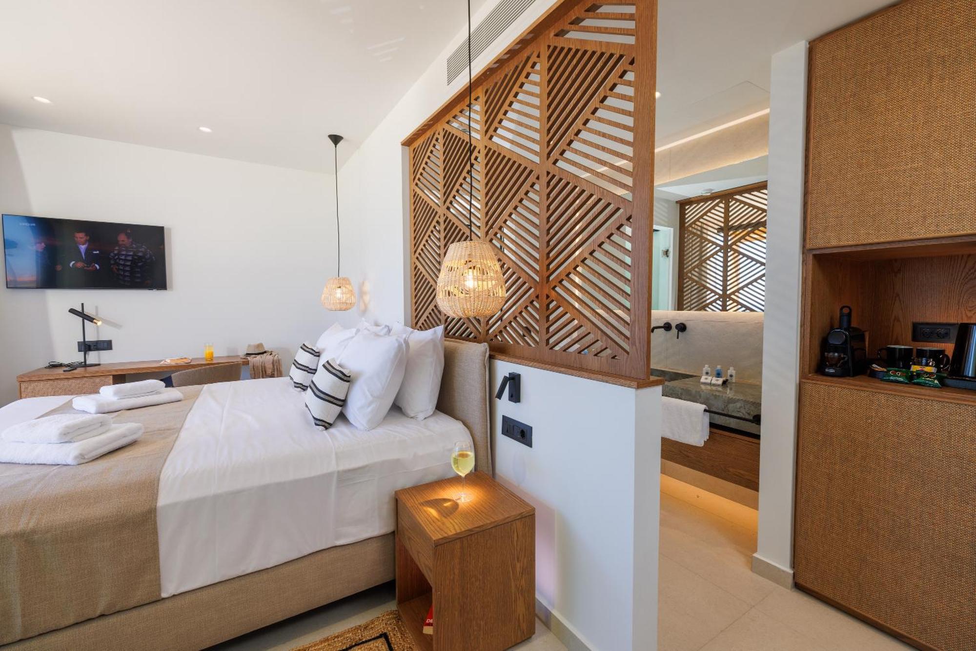 Deos Luxury Suites - Adults Only Hersonissos  Exterior photo