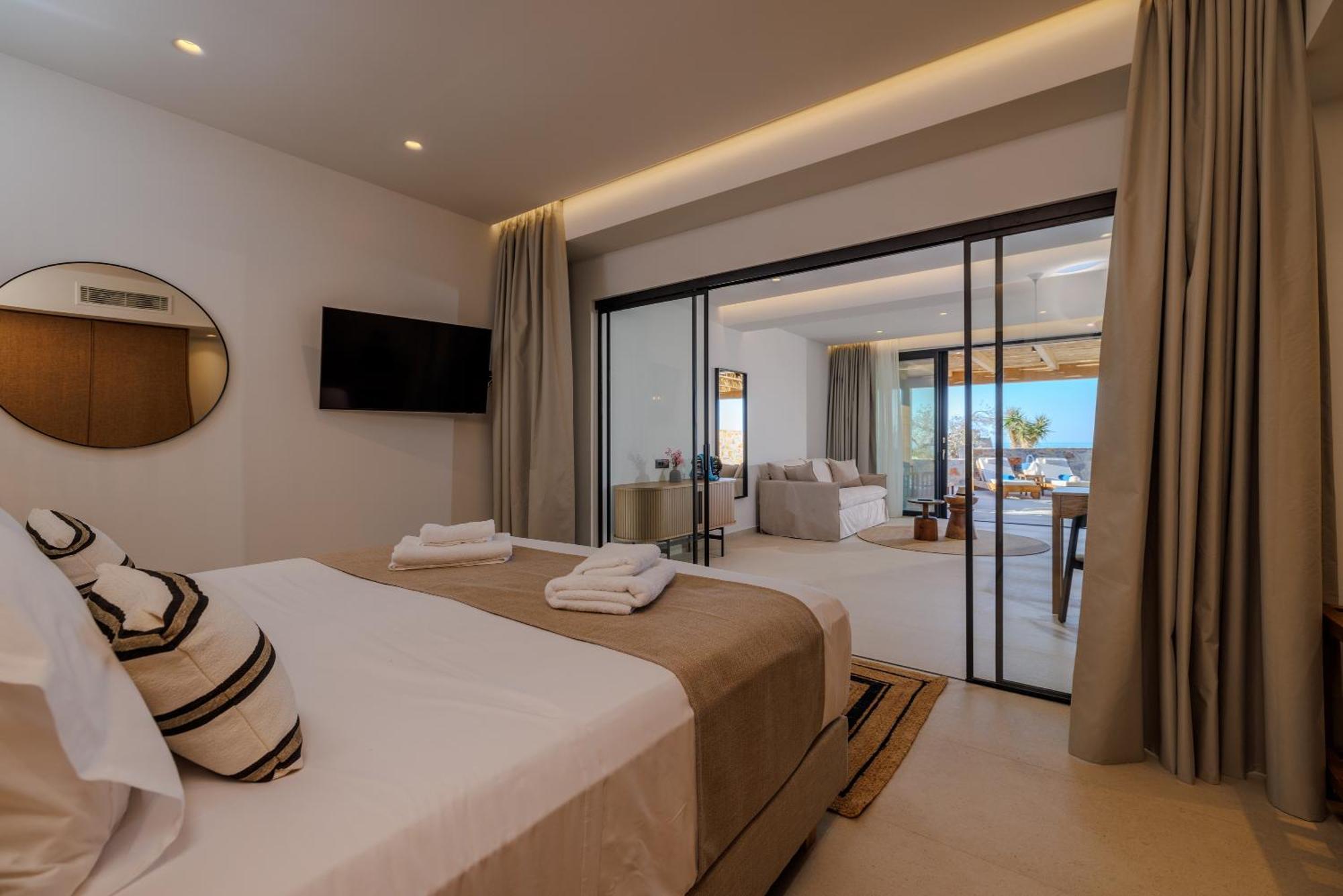 Deos Luxury Suites - Adults Only Hersonissos  Exterior photo
